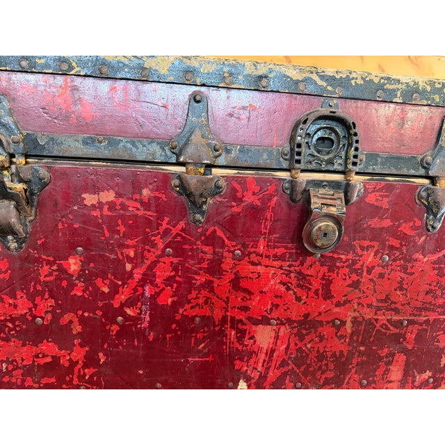 Early 20th Century Pendleton Trunk For Sale - Image 6 of 9