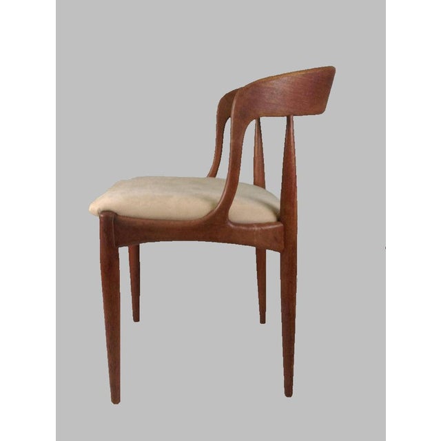 Uldum Møbelfabrik Teak Dining Chairs by Johannes Andersen for Uldum Møbelfabrik, Customizable Reupholstery, 1960s, Set of 8 For Sale - Image 4 of 12