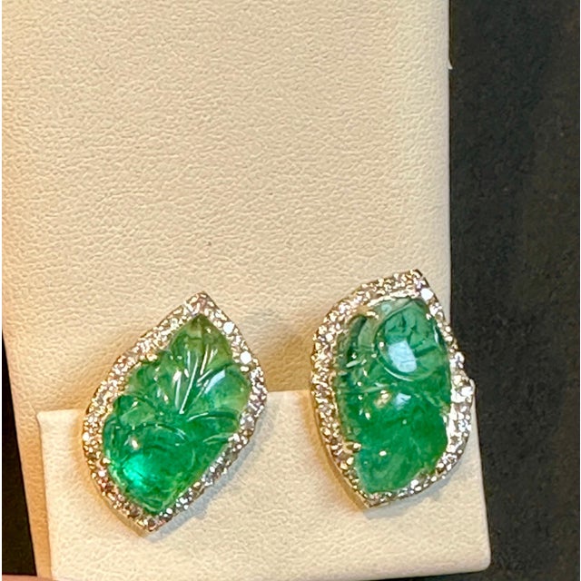 22 Ct Carved Emerald & 2 Ct Diamond Earrings 14 Karat Yellow Gold Post Earrings For Sale - Image 11 of 18