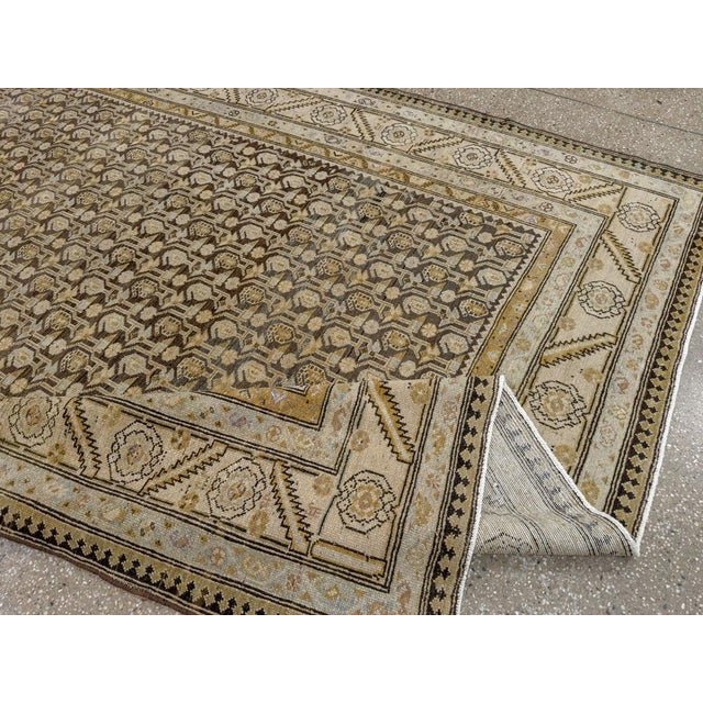 Galerie Shabab Collection Mid-20th Century Persian Malayer Gallery Carpet For Sale - Image 9 of 10