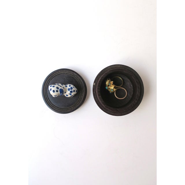 Blue Jewelry Trinket Box With Porcelain Dog Blue and White, Mid-20th Century For Sale - Image 8 of 13