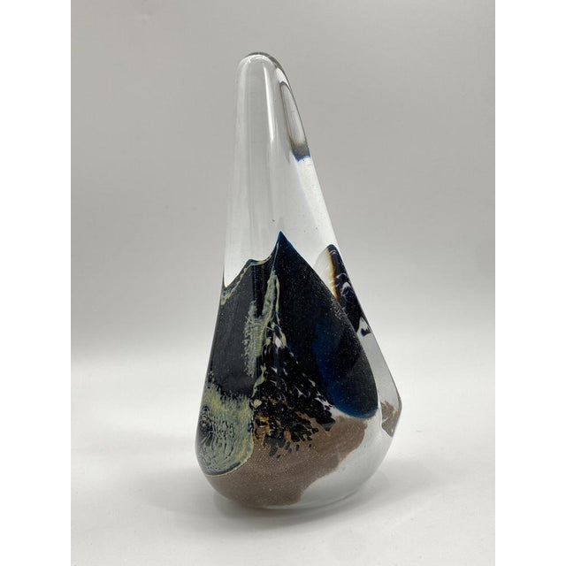 *an art / glass object * also as paperweight / paperweight * Drop-shaped object. Transparent overlay with a colorful...