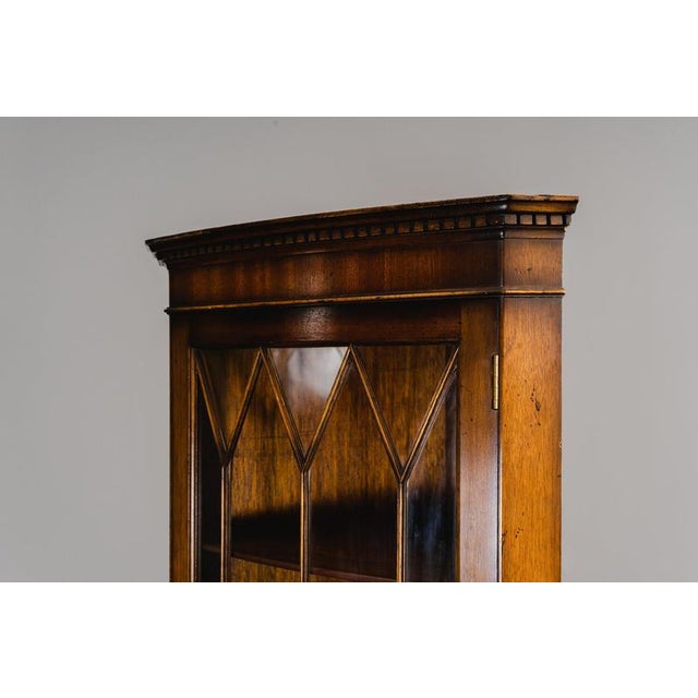 English Style Corner Cabinet in Wood For Sale - Image 14 of 18