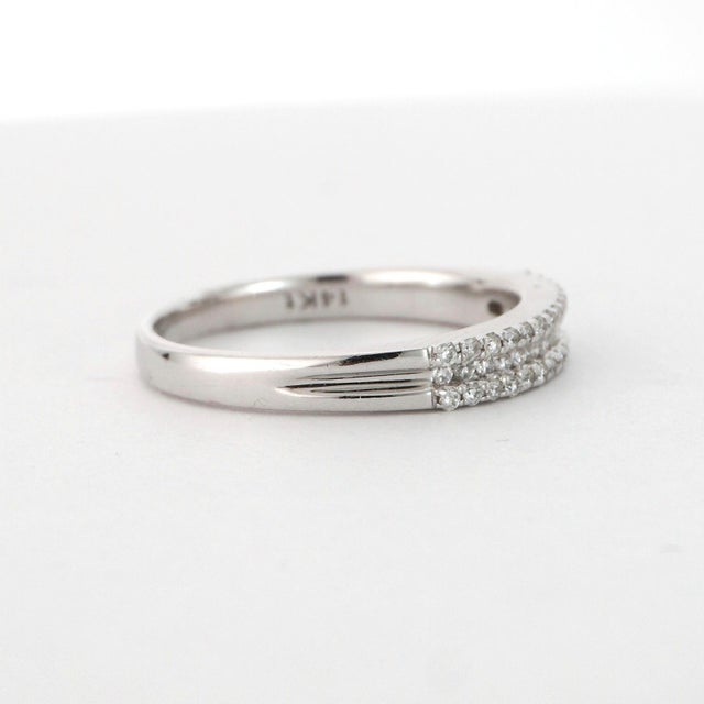 1990s 14k Gold Ring With 0.3 Carat Diamonds Size 7 Resizable For Sale - Image 5 of 18
