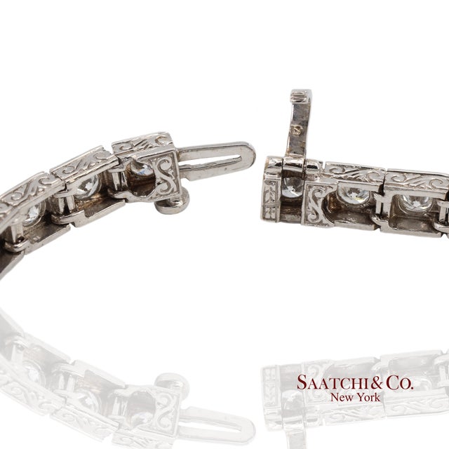 Vintage 18k 750 White Gold Natural Diamond Engraved & Milgrain Tennis Bracelet For Sale - Image 9 of 13