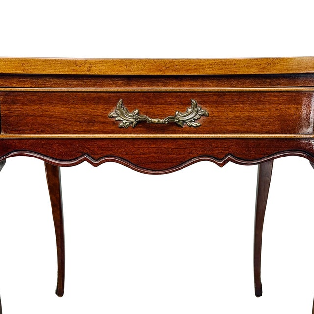 Wood 1970s High-Shine French Provincial-Style Inlaid Mahogany Side Tables by Sherrill Furniture - A Pair For Sale - Image 7 of 18