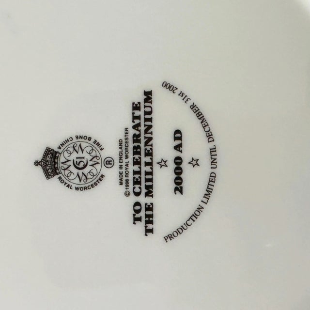 Royal Worcester Vintage Royal Worcester Porcelain Plate in Celebration of the Millennium For Sale - Image 4 of 5