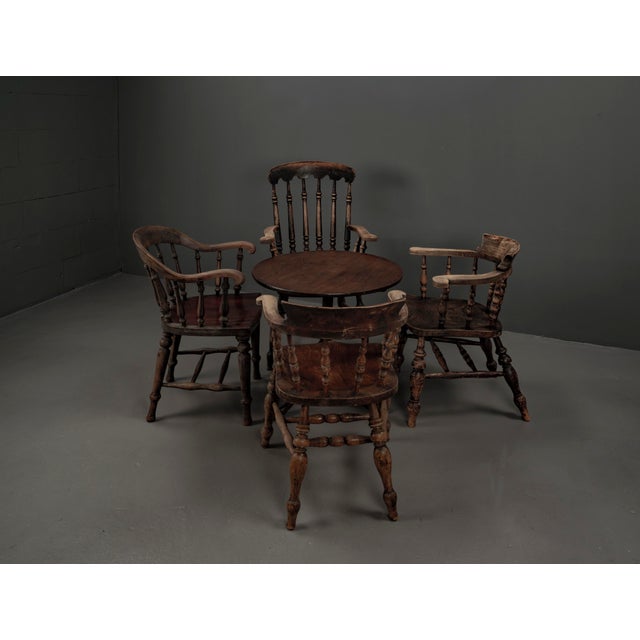 Victorian Oak Tilt-Top Table with Capitan Armchairs in Elm and Mahogany, England, 1890s, Set of 5 For Sale - Image 4 of 18