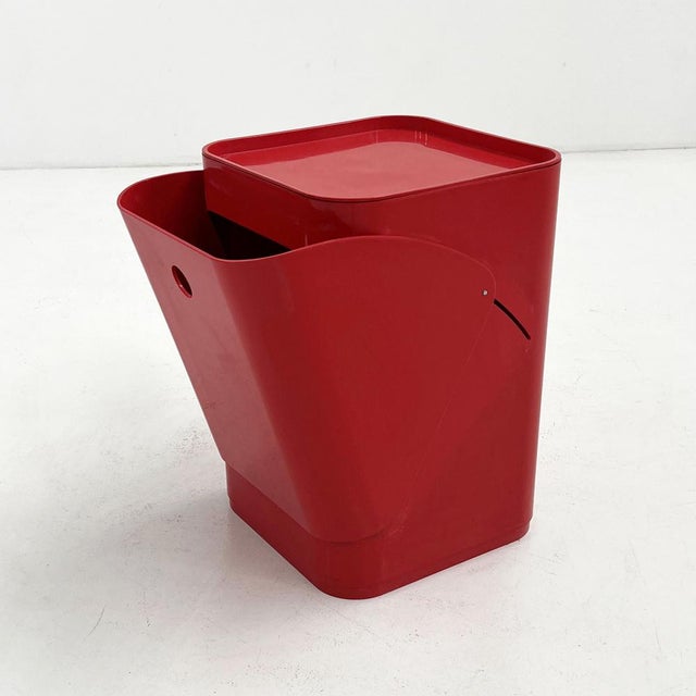 Red Laundry Bin by Anna Castelli for Kartell, 1970s, in Good conditions. Designed 1970 to 1979 This piece has an...