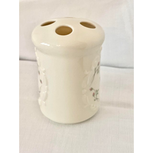 Late 20th Century Late 20th Century Lenox Rose Manor Porcelain Toothbrush Holder Cream Ivory Pink Floral Excellent Condition For Sale - Image 5 of 12