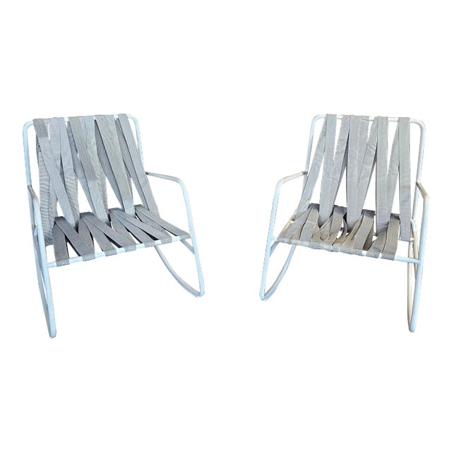 Gandia Blasco Dozequinze White Rocking Chairs - a Pair For Sale