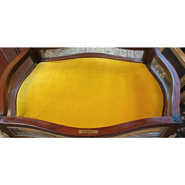 Louis XV Style Antique Display Table For Sale - Image 4 of 13