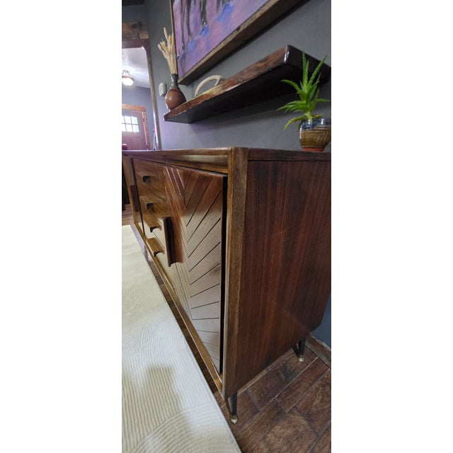 1960s Legacy Chevron Artisan Restored Walnut Credenza - 66" For Sale - Image 6 of 18
