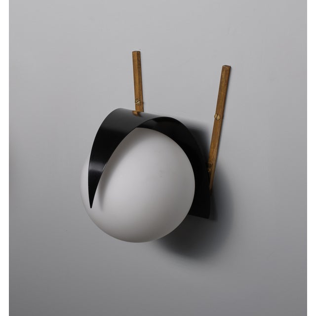 Metal Italian Wall Sconce in Brass and Opaline Glass from Stilnovo, 1950s For Sale - Image 7 of 7