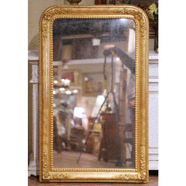 Mid 19th Century 19th Century French Louis Philippe Carved Giltwood Mirror With Floral Motifs For Sale - Image 5 of 7