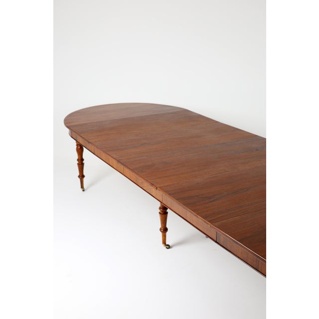 Wood French Extendable Walnut Dining Table, 1850 For Sale - Image 7 of 18
