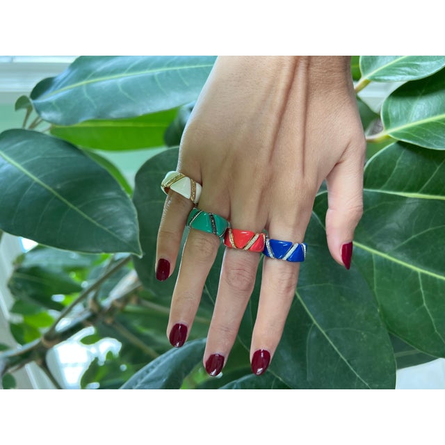 Diamond Navy Blue Enamel Flexible Italian Eternity Band Unique White Gold Ring, Size 6 For Sale - Image 14 of 18