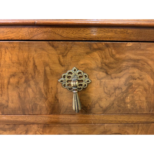 Vintage Art Deco Burr Walnut Chest of Drawers from Waring & Gillow, 1932 For Sale - Image 4 of 16
