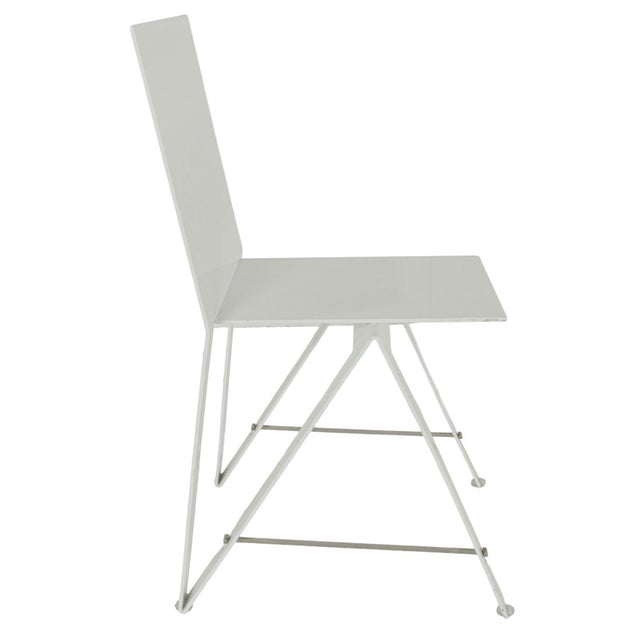 Mid-Century Modern Minimalist White Enameled Metal Chair / Postmodern Geometric Accent Chair For Sale - Image 3 of 7