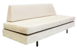 Italian Modernist Daybed with White Upholstery and Iron Frame, 1960s