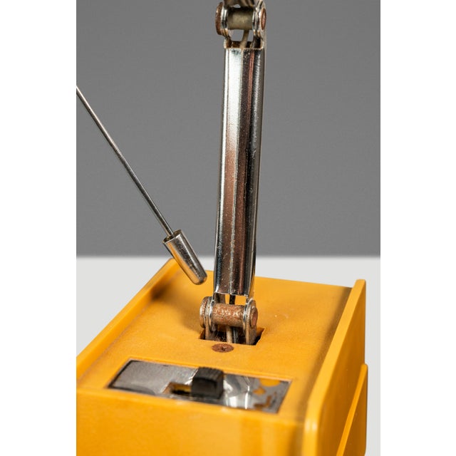 Mid-Century Modern Industrial Tensor Table / Desk Lamp by Mobilite as Used in Nasa Offices, C. 1970's For Sale - Image 17 of 17