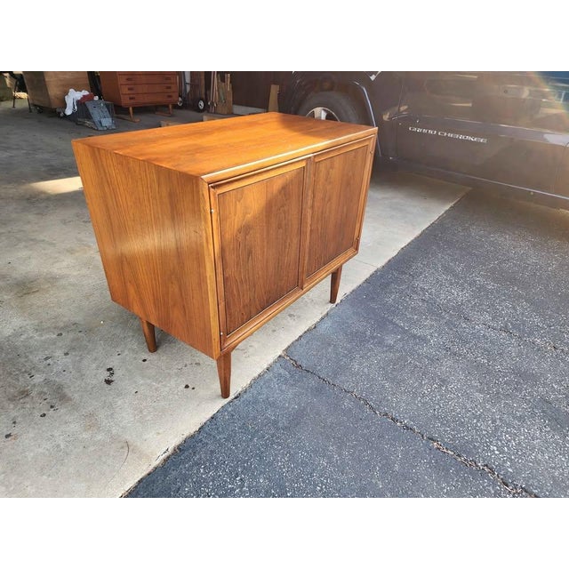 Brown Mid 20th Century Drexel Declaration Mid-Century Walnut Media Cabinet by Kipp Stewart & Stewart MacDougall For Sale - Image 8 of 10