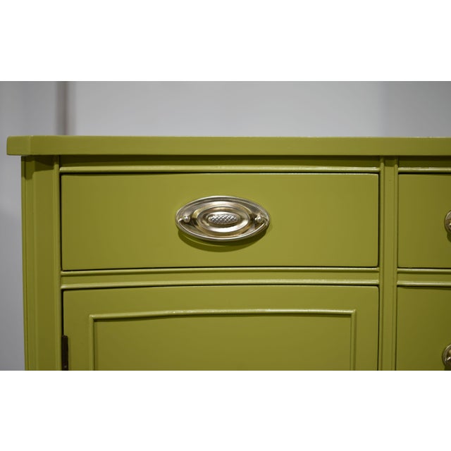 Mid Century Federal Style Serpentine Front Credenza by Bassett Furniture in Green - Newly Painted For Sale - Image 12 of 15