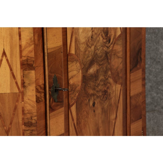 Antique Baroque Corner Cupboard in Walnut Veneer, 1800 For Sale - Image 12 of 18