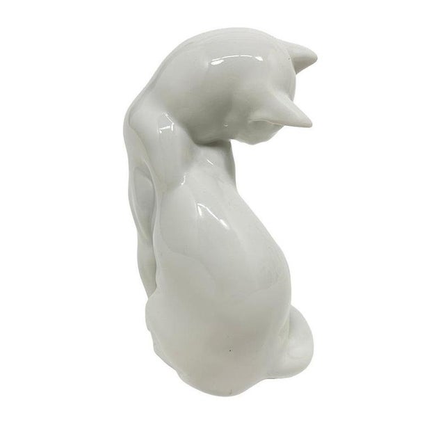 Ceramic Sitting Cat Figurine by Robert Ullmann for Augarten, 1934 For Sale - Image 7 of 9