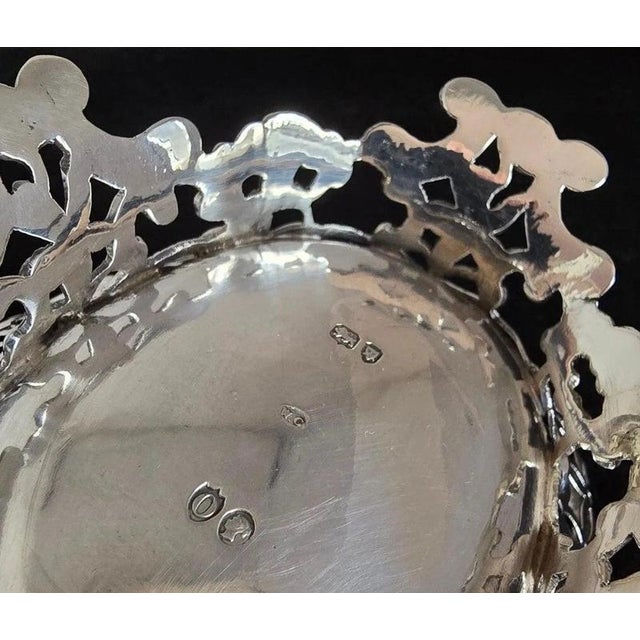 Antique Victorian Sterling Silver Navette Bon Bon Dish from William Comyns, 1889 For Sale - Image 14 of 18