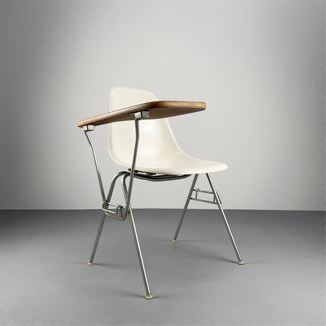 Vintage Fiberglass Model DSS-TA Side Chair in White by Charles & Ray Eames for Herman Miller, 1950s For Sale - Image 14 of 14
