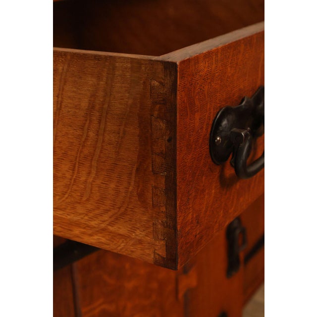 Early Gustav Stickley Arts And Crafts Oak Sideboard Buffet For Sale In Philadelphia - Image 6 of 18