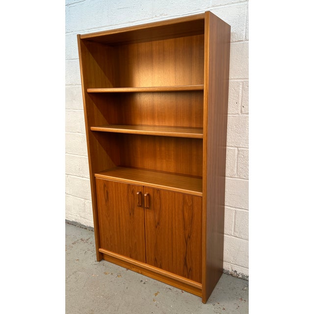 Mid-Century Modern Mid-Century Danish Modern Teak Bookcase For Sale - Image 3 of 10