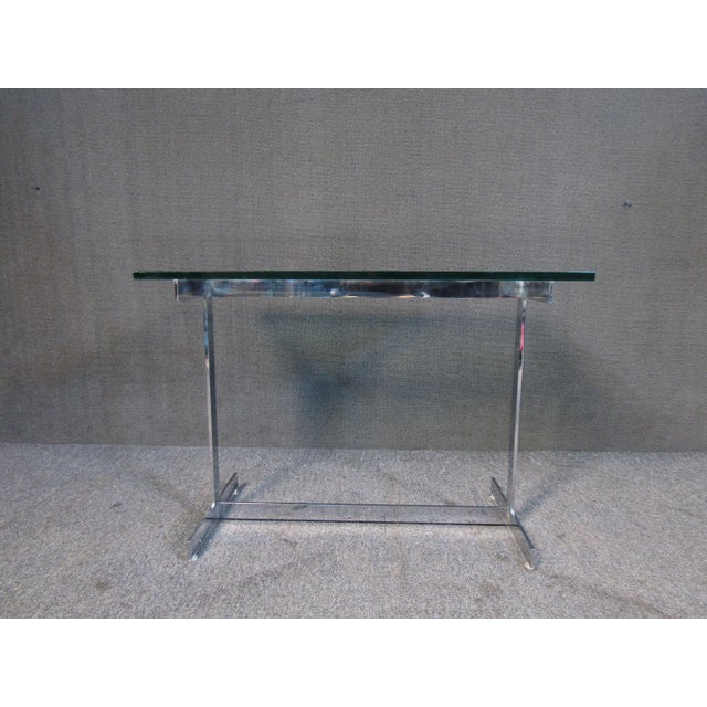 Mid 20th Century Mid 20th Century Glass and Chrome Side Table in the Style of Milo Baughman For Sale - Image 5 of 11