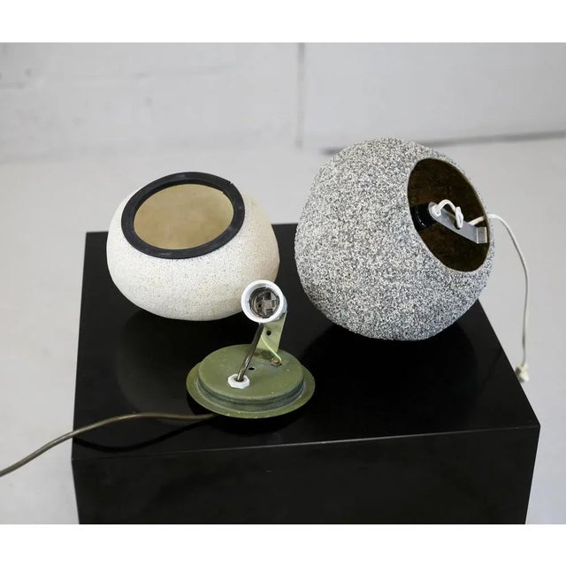 1970s Resin Caillou Table Lamps, France, 1970s, Set of 2 For Sale - Image 5 of 18