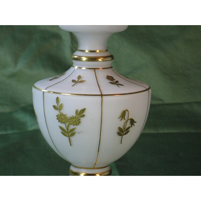 Hollywood Regency Mid 20th Century Table Lamp Frosted Glass Gold Fowers Brass Hollywood Regency For Sale - Image 3 of 11