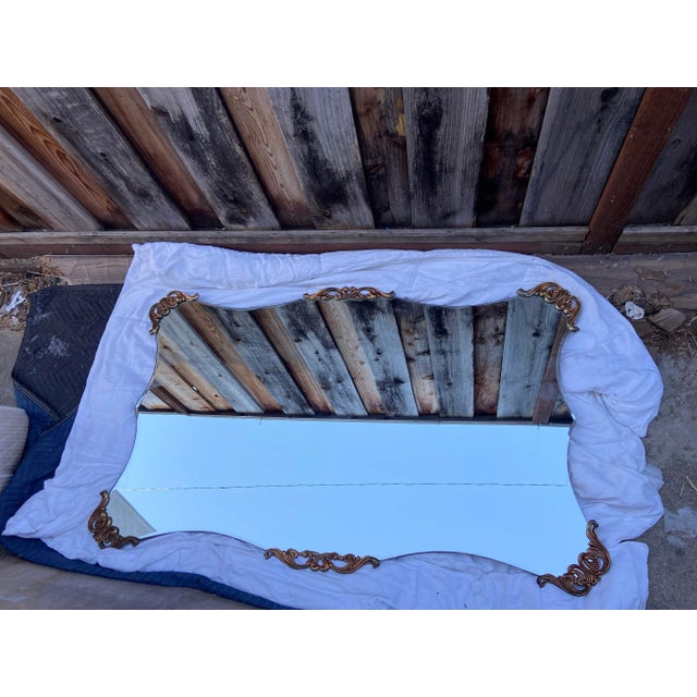 1940s Vintage Mid Century Modern 1940’s Gold Rococo Hollywood Regency Wall Mirror For Sale - Image 5 of 12