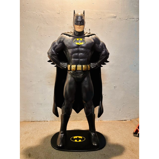 Batman Sculpture in Resin, 2000s For Sale - Image 4 of 7