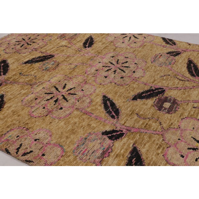 This magnificent 8x10 Contemporary rug is a vibrant, hand-knotted piece in wool and silk. It features a bold, all-over...