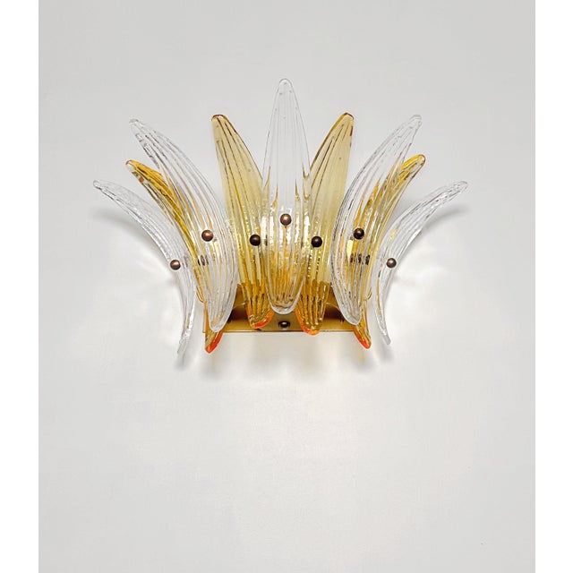 Mid-Century Modern Vintage Palmette Wall Light in Clear and Amber Glasses, 1990, Set of 2 For Sale - Image 3 of 17
