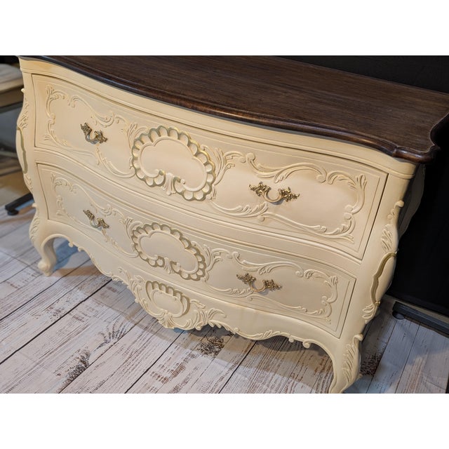 1930s 1930s Refinished Bombé Dresser For Sale - Image 5 of 5