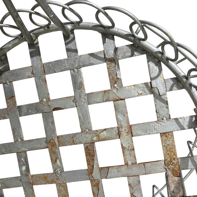 Art Nouveau Late 19th Century French Wrought Iron Garden Chair in the Style of Salterini in Silver For Sale - Image 3 of 7