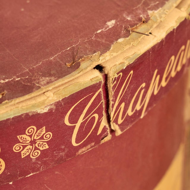 French Hat Boxes, 19th Century, Set of 3 For Sale - Image 13 of 14