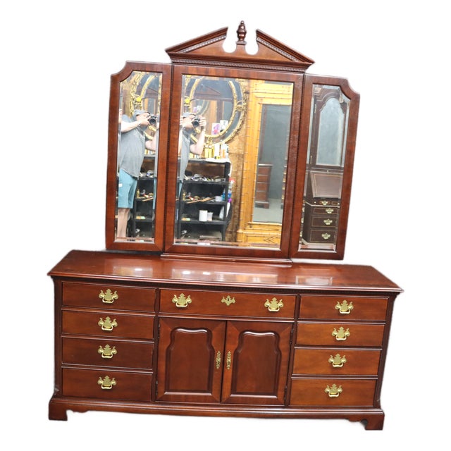 Thomasville Mahogany Triple Mirror Dresser For Sale