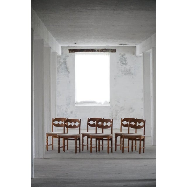 Vintage Razorblade Dining Chairs in Oak and Mohair by Henning Kjærnulf, 1960s, Set of 6 For Sale - Image 4 of 18