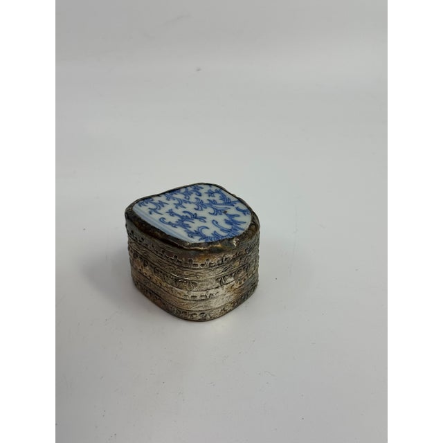 1960s Vintage Chinese Hand Painted Figure Porcelain Chard Embossed Silver Trinket Box For Sale - Image 4 of 6