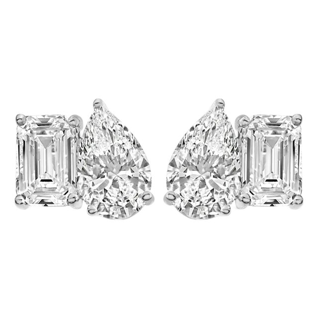 14K White Gold 2.0 Cttw Emerald and Pear Toi et Moi Lab Grown Diamond Stud Earrings For Sale