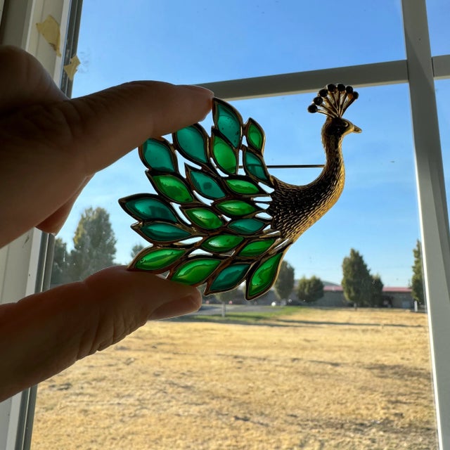 Mid 20th Century Trifari Peacock Brooch Gripoix Plique a Jour Stained Glass Bird Rhinestone Pin Signed For Sale - Image 5 of 9