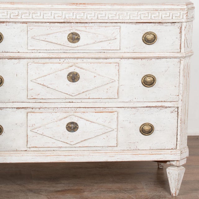 19th Century Gustavian White Pair of Chest of Drawers For Sale - Image 13 of 14