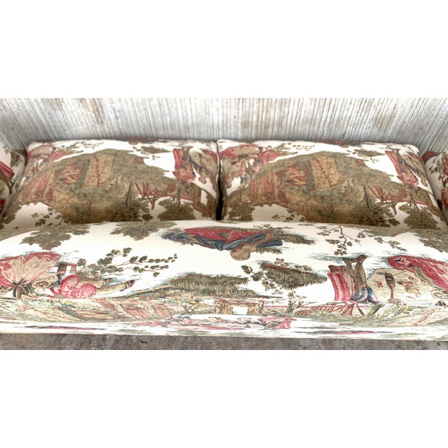 This sofas have high sides and back which is cosy in front of a fire or anywhere. The high sides are sprung and have built...